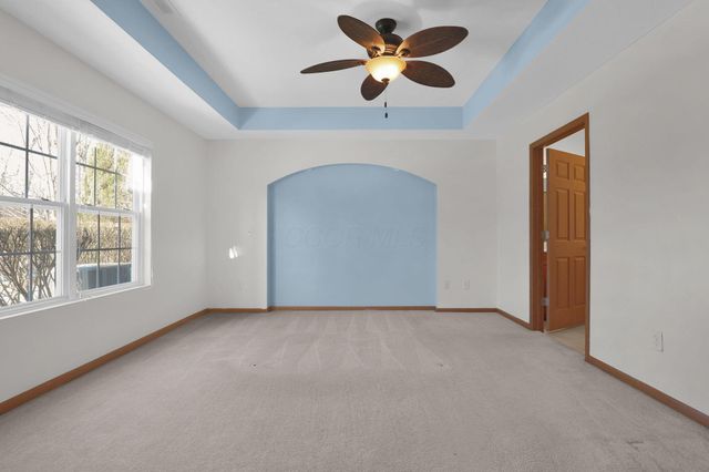 9073 Polaris Lakes Drive, Columbus, OH 43240