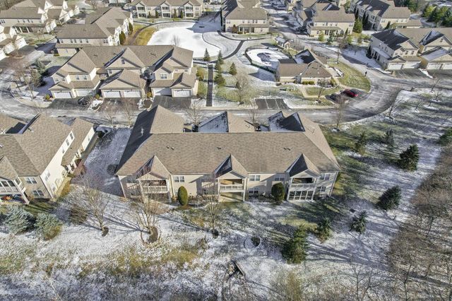 9073 Polaris Lakes Drive, Columbus, OH 43240