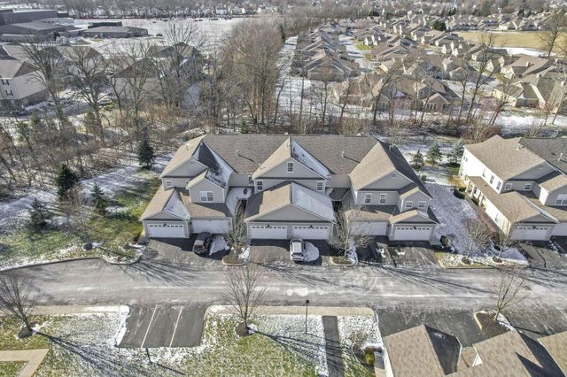 9073 Polaris Lakes Drive, Columbus, OH 43240