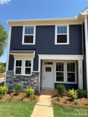 9035 Gulledge Court, Charlotte, NC 28262