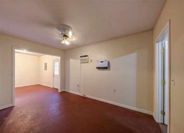 1408 N Business 287, Decatur, TX 76234