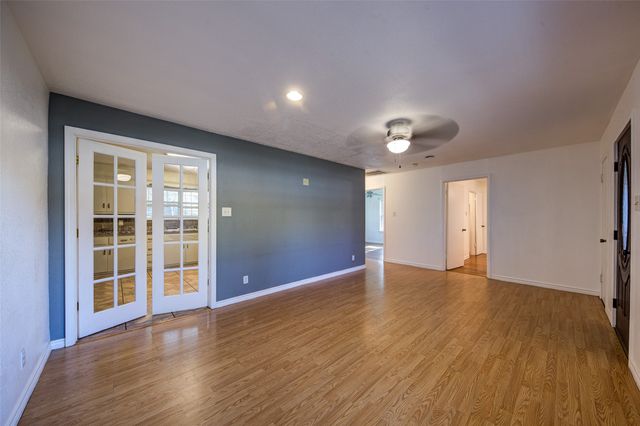 1408 N Business 287, Decatur, TX 76234