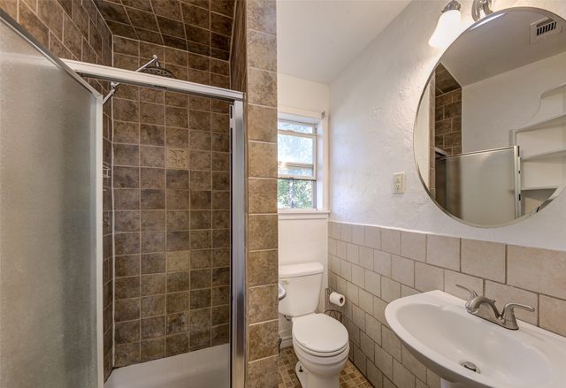 1408 N Business 287, Decatur, TX 76234