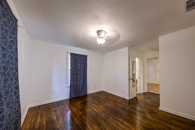 1408 N Business 287, Decatur, TX 76234