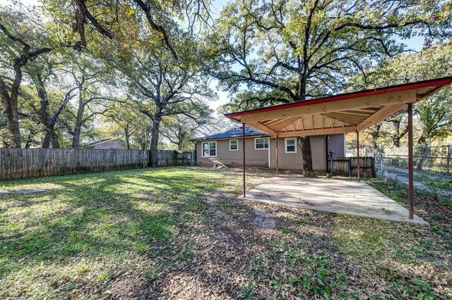 1408 N Business 287, Decatur, TX 76234