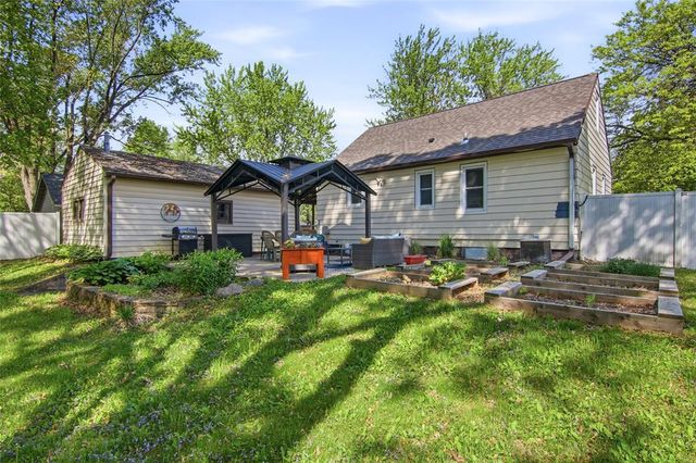 3133 Locust Lane, Eau Claire, WI 54703