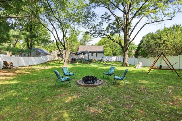 3133 Locust Lane, Eau Claire, WI 54703