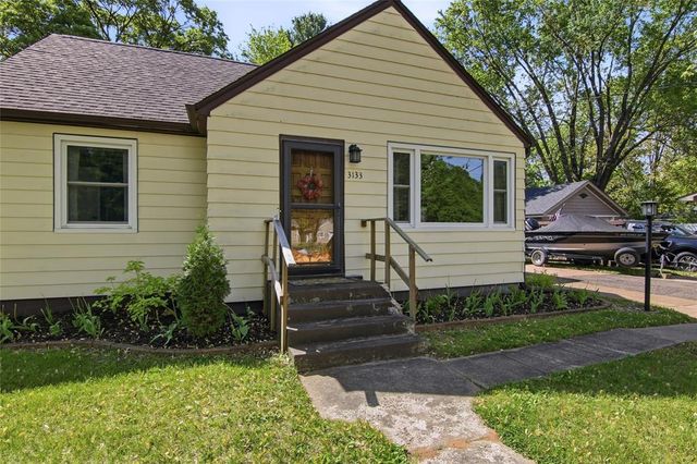 3133 Locust Lane, Eau Claire, WI 54703