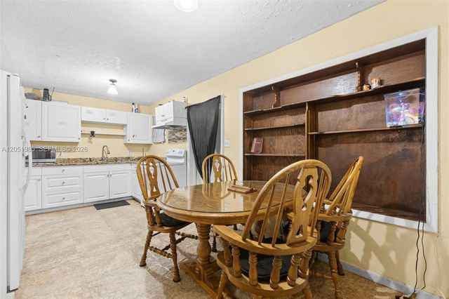 3108 Mura Dr, Fort Pierce, FL 34982
