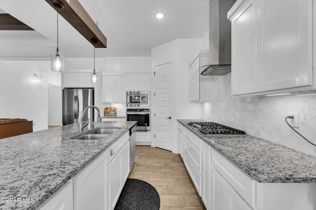 7423 SIDEWINDER BEND Drive, El Paso, TX 79911