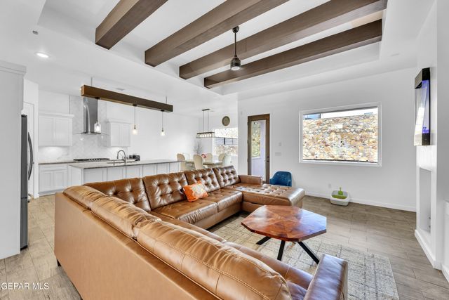 7423 SIDEWINDER BEND Drive, El Paso, TX 79911