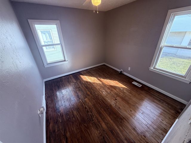 28908 Maple Street, Roseville, MI 48066