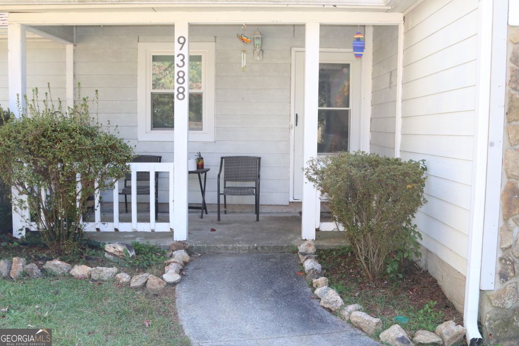 9388 Crest Knoll Court, Jonesboro, GA 30238