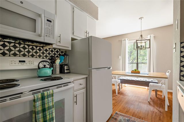5215 Saint Georges GRN B, Austin, TX 78745