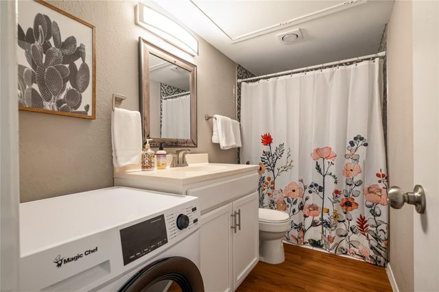 5215 Saint Georges GRN B, Austin, TX 78745