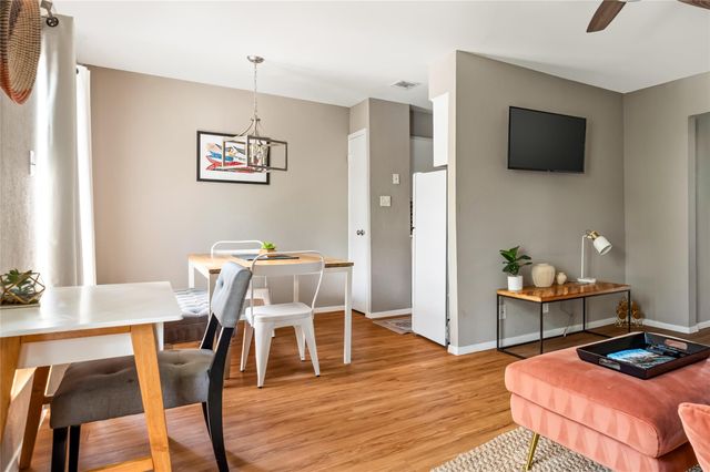 5215 Saint Georges GRN B, Austin, TX 78745