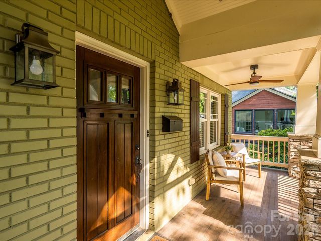 3016 Somerset Drive, Charlotte, NC 28209