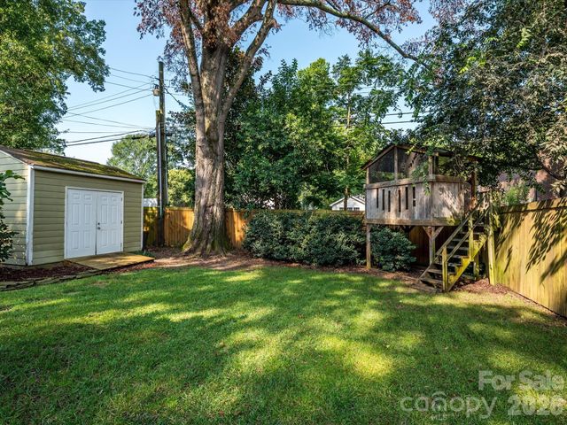 3016 Somerset Drive, Charlotte, NC 28209