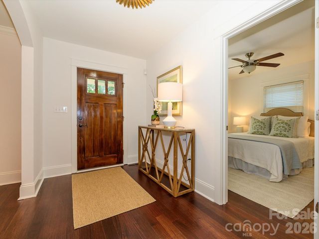 3016 Somerset Drive, Charlotte, NC 28209
