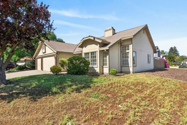 5809 Sheaves Ct, Elk Grove, CA 95758