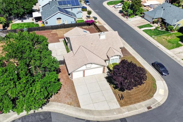5809 Sheaves Ct, Elk Grove, CA 95758