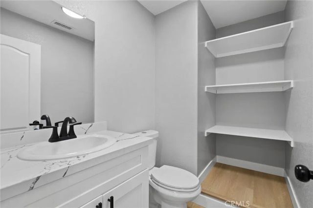 39269 Salinas, Murrieta, CA 92563