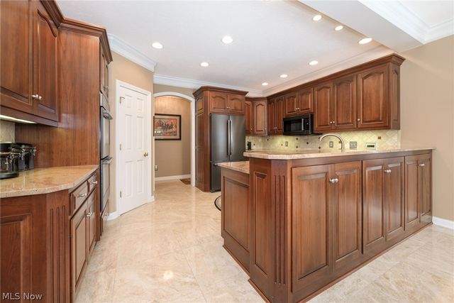 4966 Abbey Church Avenue NW, Canton, OH 44718