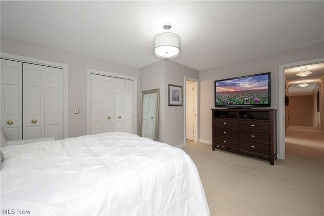 4966 Abbey Church Avenue NW, Canton, OH 44718