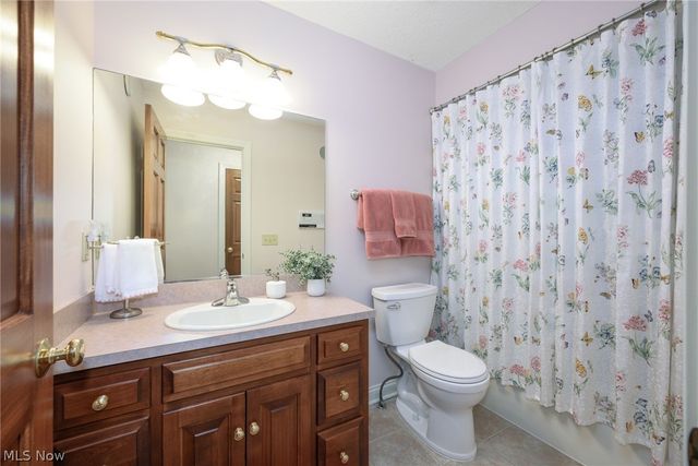 4966 Abbey Church Avenue NW, Canton, OH 44718