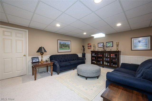 4966 Abbey Church Avenue NW, Canton, OH 44718