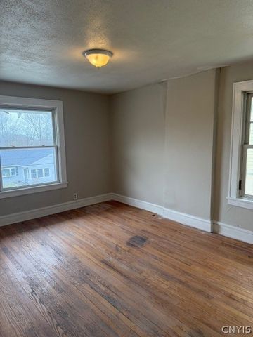 253 Fenway Drive, Syracuse, NY 13224