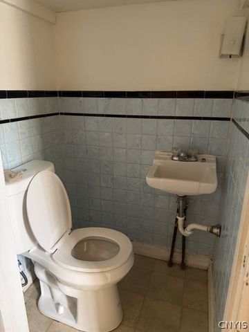 253 Fenway Drive, Syracuse, NY 13224