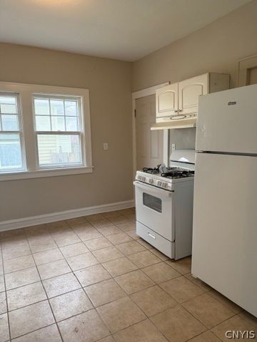 253 Fenway Drive, Syracuse, NY 13224