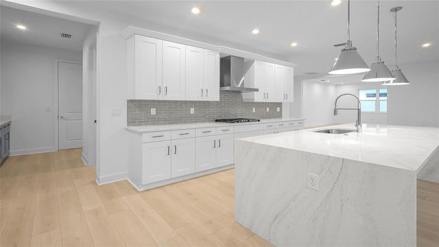 1615 BELLAGIO LOOP, Tavares, FL 32778