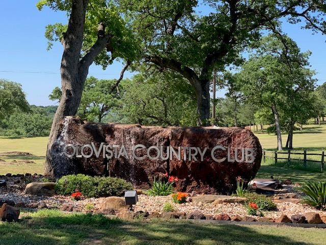 110 Pine CT, Bastrop, TX 78602