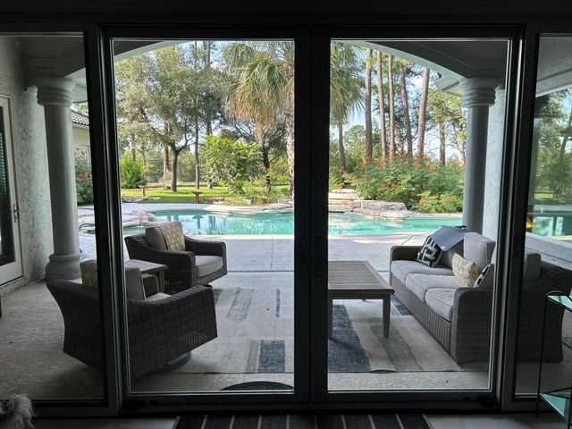 110 Pine CT, Bastrop, TX 78602