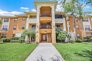 2904 NE Tuscan DR 104, Cape Coral, FL 33909
