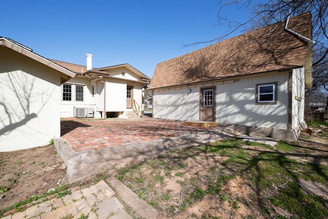 811 SW 5th Avenue, Mineral Wells, TX 76067