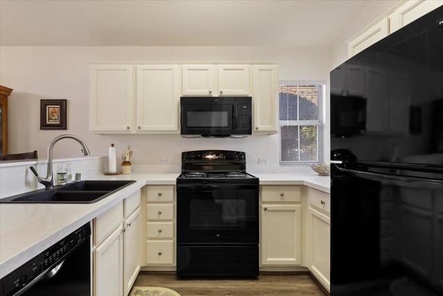 5072 Dreamgarden Loop, Roseville, CA 95747