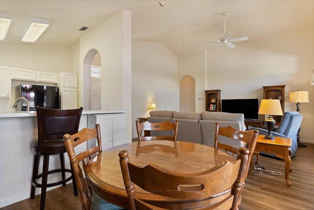 5072 Dreamgarden Loop, Roseville, CA 95747