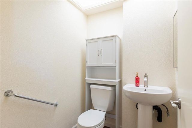 5072 Dreamgarden Loop, Roseville, CA 95747