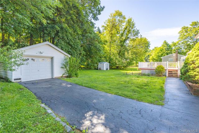 6 Beech Street, Nanuet, NY 10954