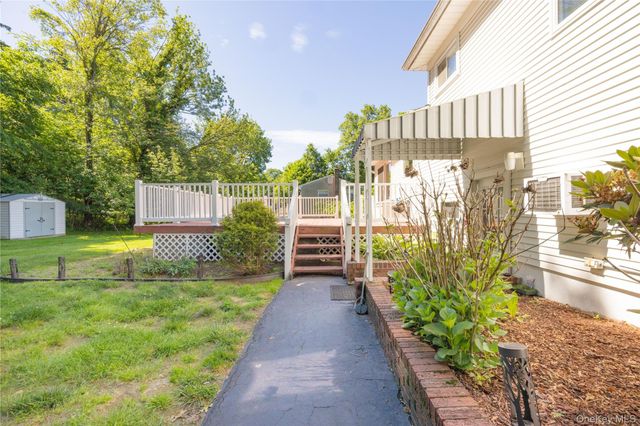 6 Beech Street, Nanuet, NY 10954