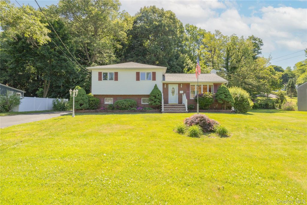 6 Beech Street, Nanuet, NY 10954