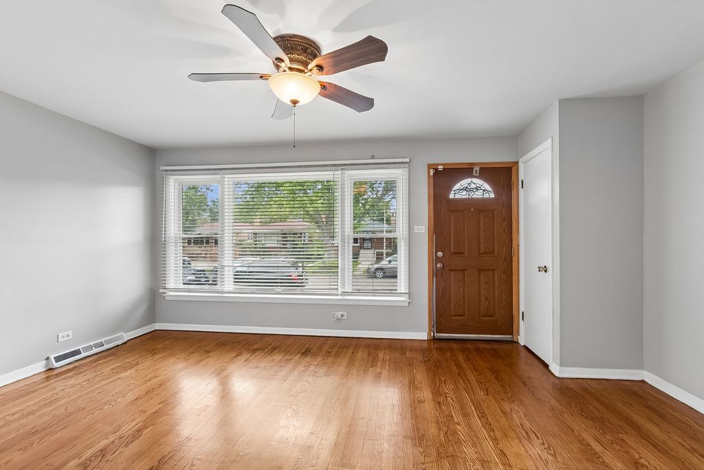 6534 S Bell Avenue, Chicago, IL 60636 — photo 5
