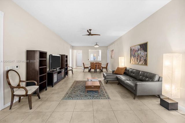 38 Harbour Isle Dr E Unit 104, Fort Pierce, FL 34949