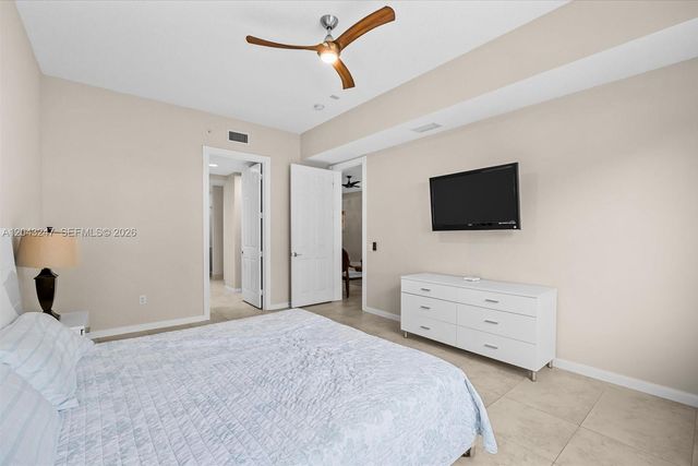 38 Harbour Isle Dr E Unit 104, Fort Pierce, FL 34949