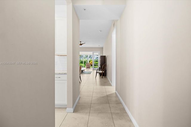 38 Harbour Isle Dr E Unit 104, Fort Pierce, FL 34949