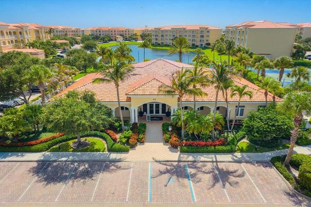 38 Harbour Isle Dr E Unit 104, Fort Pierce, FL 34949