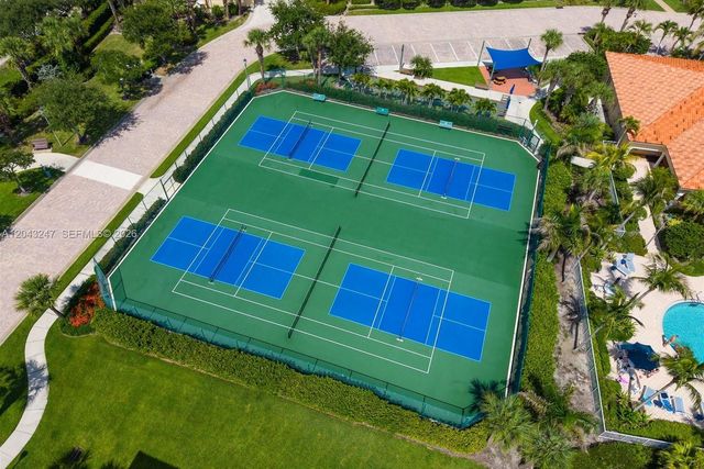 38 Harbour Isle Dr E Unit 104, Fort Pierce, FL 34949